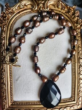VTG Artisan Handcrafted Chocolate Freshwater Pearl Necklace Black Onyx Teardrop